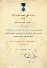 Junácký kříž „Za vlast<br> 1939–45“ pro Braťku |<br> repro: archiv 5. přístavu<br> vodních skautů Praha